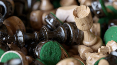 Вопрос человечности в жанре стратегий