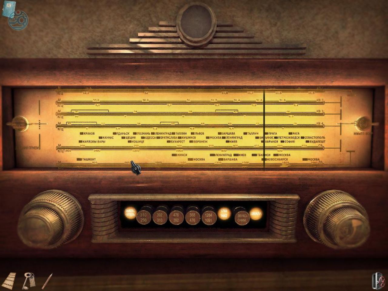 Шкала старого радиоприемника