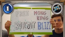 Blizzard забанила на полгода команду по Hearthstone за табличку в поддержу гонконгских протестов