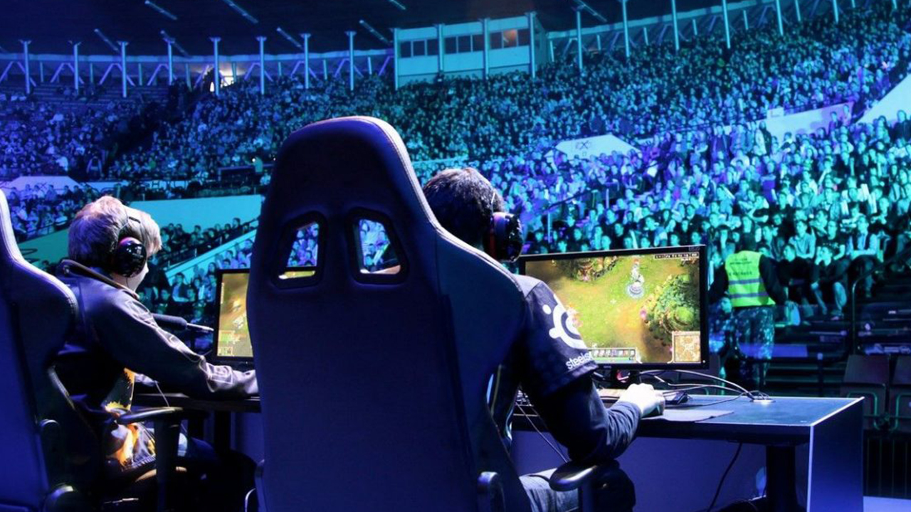 «Первый канал» может запустить ночной подкаст об играх и киберспорте