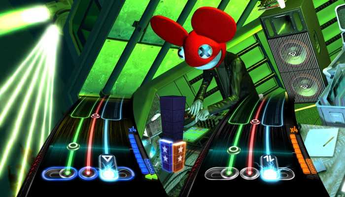 к игре DJ Hero 2