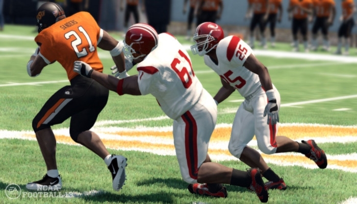 к игре NCAA Football 13