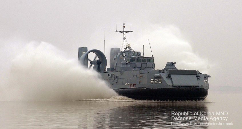 ДКВП "Мурена-Э" ВМС Республики Коря на учениях. 2011 год.