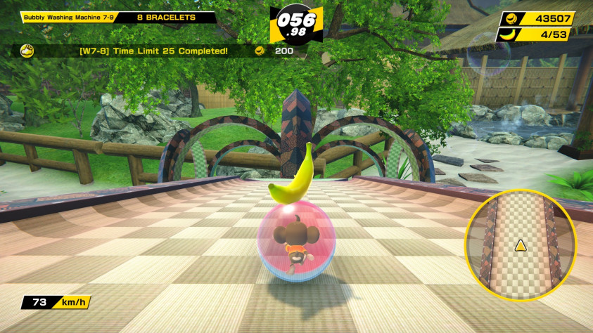 Кольца. Да в них нет никаких дырок. То что в другой игре было бы спидраннерским скипом за текстурами - тут валидное прохождение уровня.