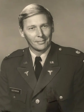 Полковник Джеймс С.&amp;nbsp;Кетчум