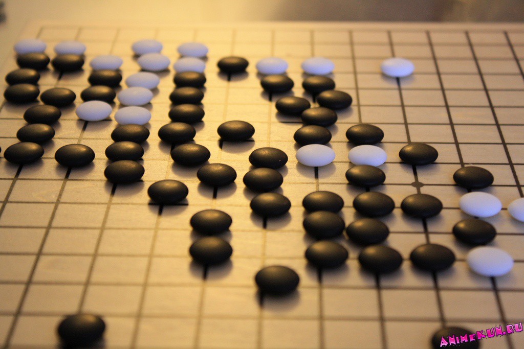 Игра го лучшее. Японская игра го. Китайская игра го. Древняя игра го. Китайская игра с камнями белыми и черными.