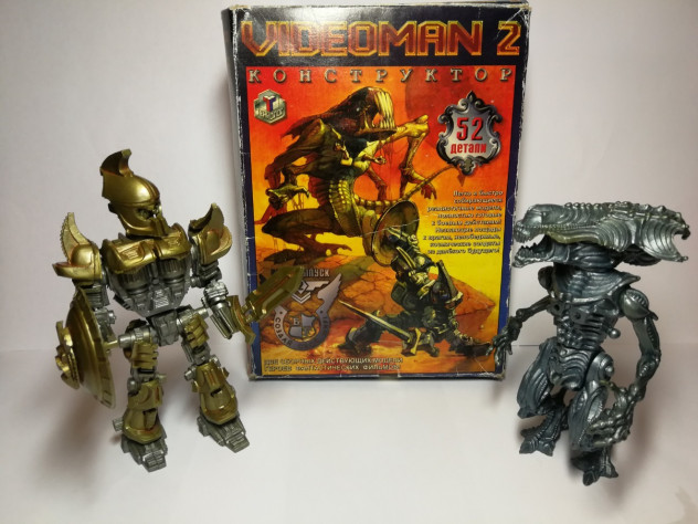 Videoman 2&amp;nbsp;— один из&amp;nbsp;двух наборов, в&amp;nbsp;которых было сразу несколько моделей. На&amp;nbsp;фото Чужой не&amp;nbsp;полный&amp;nbsp;— у&amp;nbsp;него (точнее Нее, ведь как мы&amp;nbsp;знаем так выглядит матка ксеноморфов) должно быть 4 больших руки еще 2 маленьких, торчащих из&amp;nbsp;груди