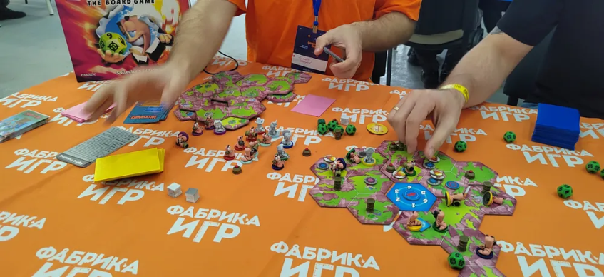 В настольных "Червяков" я так и не доиграл.(