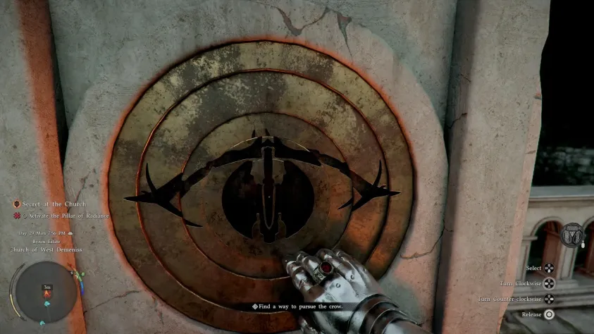 Решение головоломки около церкви.