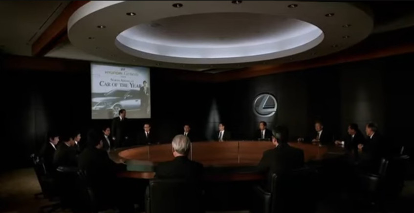 В&amp;nbsp;этой рекламе глава Лексуса орет «Хандей!