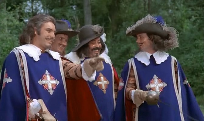 Три мушкетера 4. Четыре мушкетёра Шарло. 4 Мушкетёра 1974 Шарло. Четыре мушкетёра и четверо против кардинала.