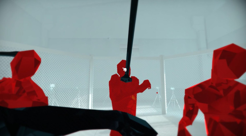 Ты пытаешься выбить биту у ближайшего и перехватить ее, но довольно быстро понимаешь, 