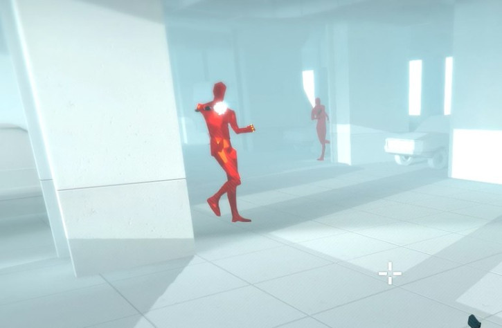 а тут на вас уже бегут ещё два противника, и все в вас уже стреляют. 