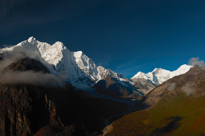 Реальное фото Чомолонзо