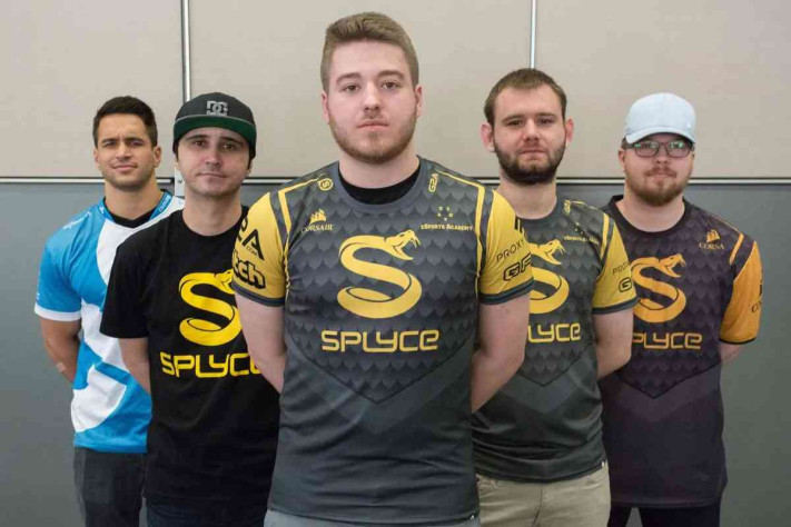 А&amp;nbsp;вот и&amp;nbsp;наш подопечный в&amp;nbsp;форме Splyce