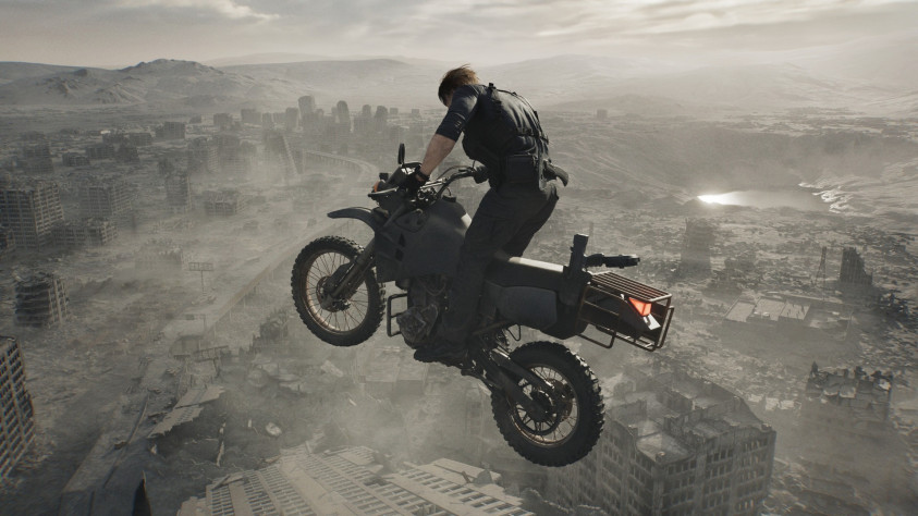 Едет ипать!