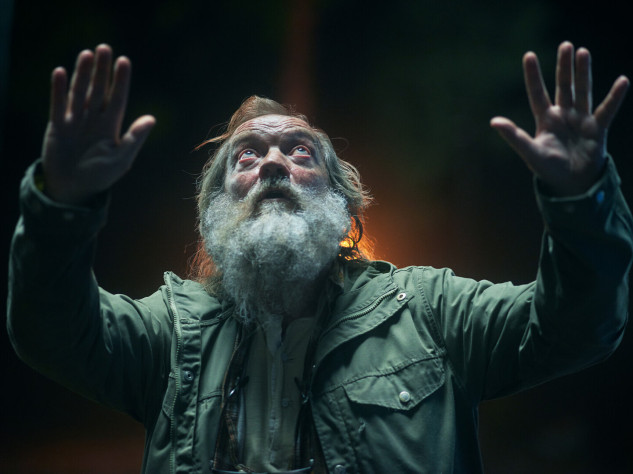 О-о-о полегче парень, какая тебе разница кто тебе спойлернёт сюжет. Я или трейлер.