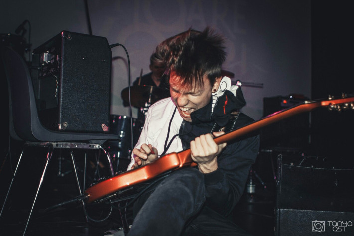 Я фанат серии Danganronpa, выступал как-то раз в костюме Монокумы