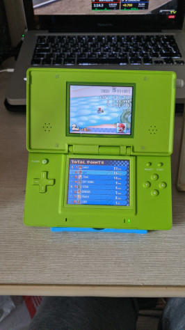 Только посмотрите, какая она огромная, почти как PSP Street