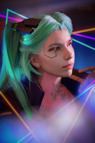 Персонаж: РебеккаФандом: Киберпанк: бегущие по&amp;nbsp;краюФотограф: Xavran