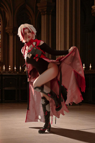 Персонаж: Скар (фем версия по&amp;nbsp;арту)Фандом: Wuthering WavesФотограф: Gizmo