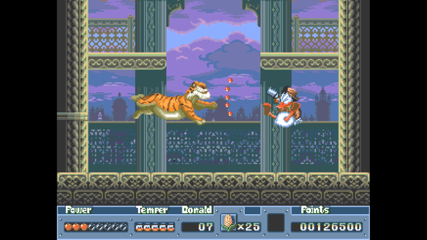 Тигр. Прыгает то влево, то вправо, иногда стреляет огнём. Может запрыгнуть на этаж выше и оттуда уже стрелять. Уязвим только в прыжке.