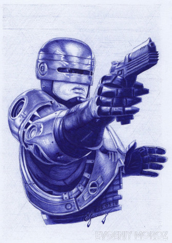 Процесс снимал под бледно-жёлтой лампой.