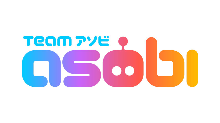 Новый логотип Team Asobi. Слово asobi произошло от японского asobu — «играть». В лого также зашифровали некие отсылки к ранним дням PlayStation.