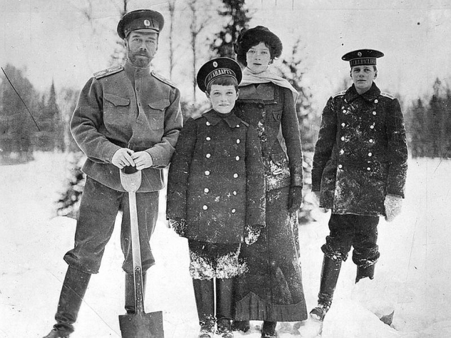 Последние дни бывшего императора Николая II и его семьи.