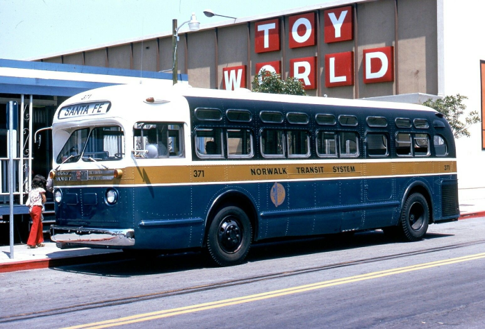 GMC «Old Look» Transit Bus TDH-3614