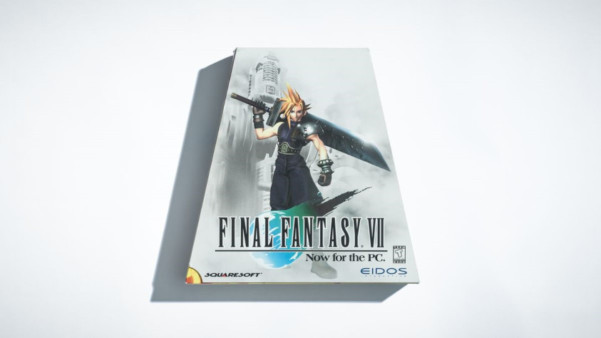 Обложка издания Final Fantasy VII под Windows