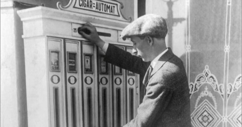 Первые вендинговые автоматы в Англии для продажи табака