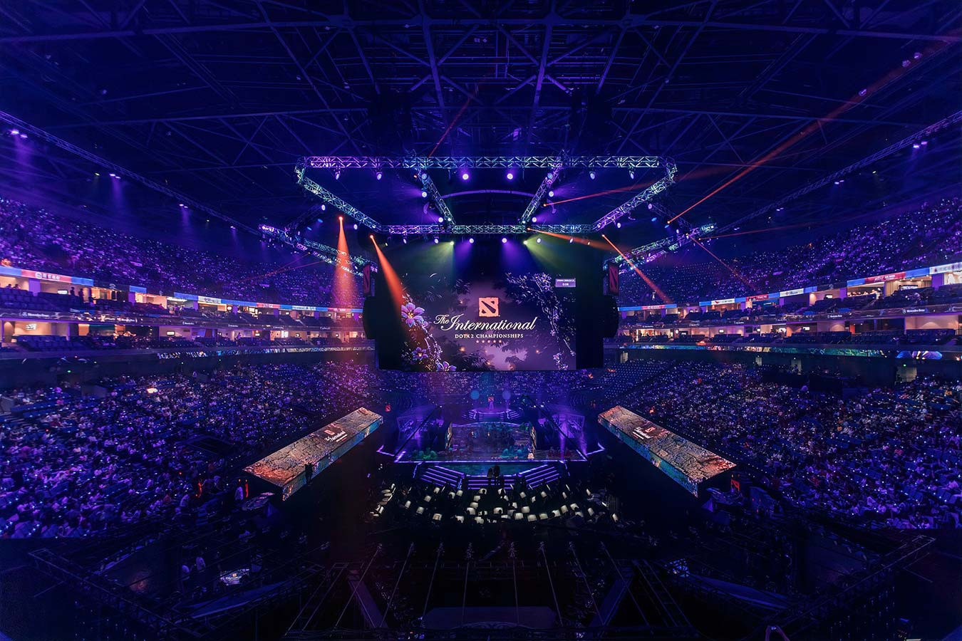 Road the international. Турнир the International по Dota 2. Dota 2 International 2021. Интернешнл 2021 дота 2 Арена. Турнир the International 2021 по Dota 2.