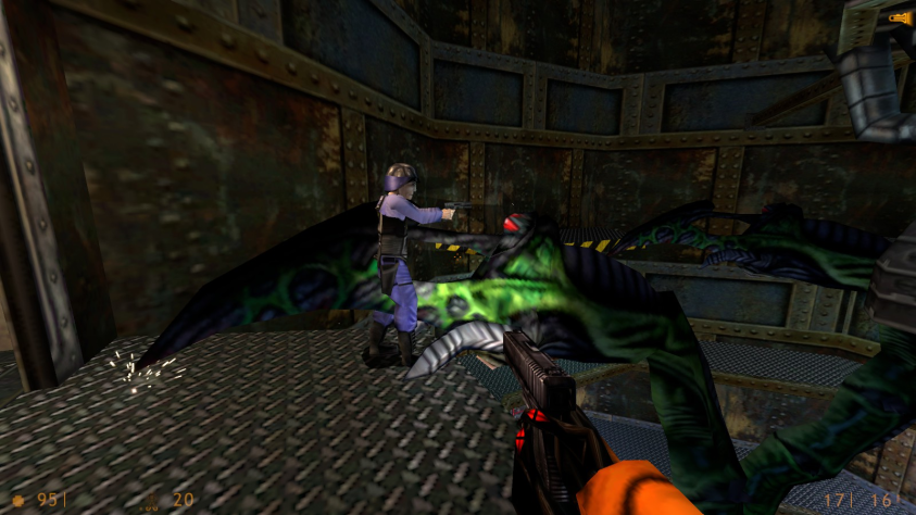 Один из багов Half-Life: Source: монстр должен наносить урон и убивать охранника, но этого не происходит — урона от монстра просто нет.