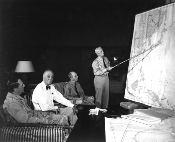 Франклин Рузвельт, 1944, совещание с военными.