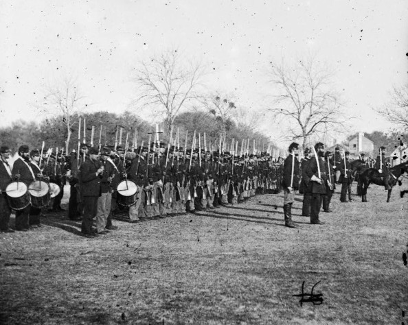 Солдаты северяне в строю, Южная Каролина, 1862.