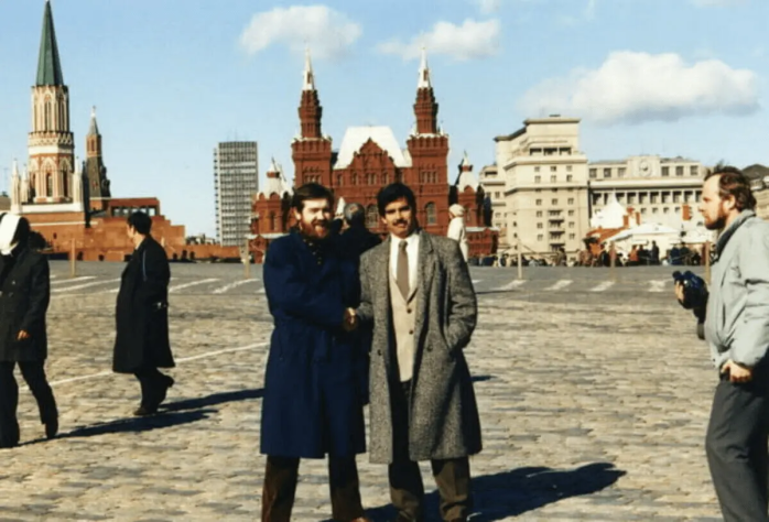 Хэнк Роджерс и Алексей Пажитнов на Красной Площади
