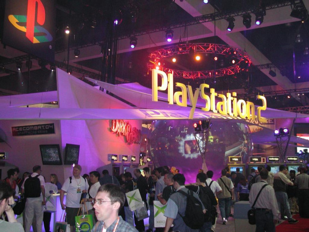 Позитиватор. Посмотрите на фото с E3 2001. Чувствуете?
