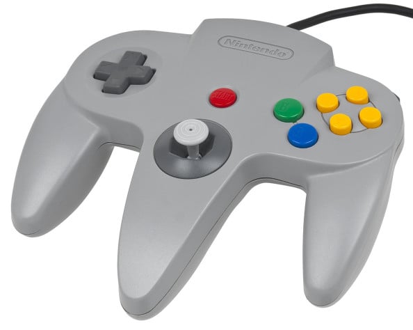 Контроллер Nintendo64 (если вы&amp;nbsp;вдруг его не&amp;nbsp;видели).