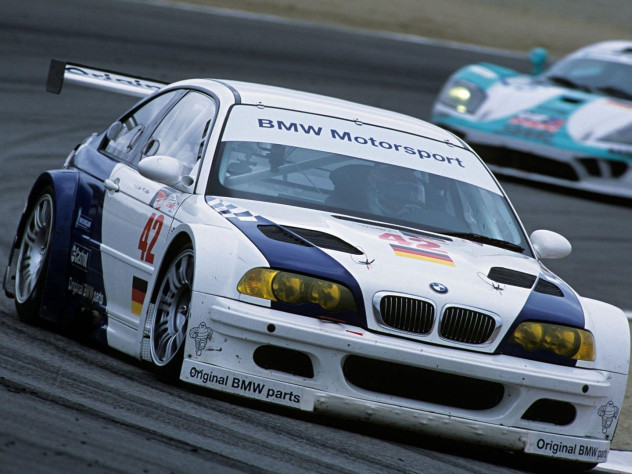 BMW M3 GTR команды BMW Motorsport