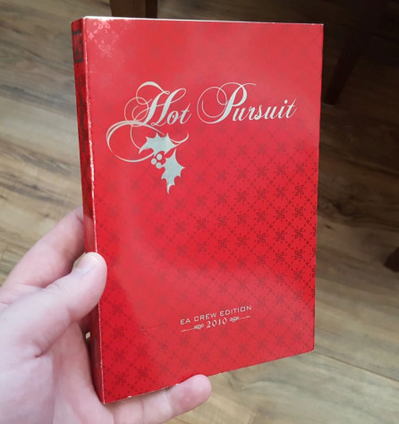 Обложка Need For Speed: Hot Pursuit. EA&amp;nbsp;Crew Edition