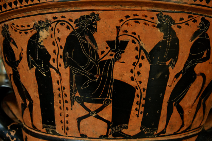 Дионис и&amp;nbsp;члены его тиаза на&amp;nbsp;аттическом псиктере, 525–500 гг. до&amp;nbsp;н.&amp;nbsp;э.