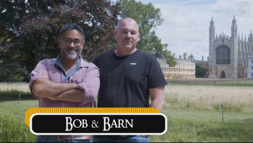 Bob (справа), Barn (слева)