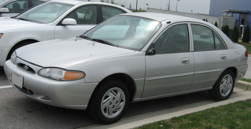 Ford Escort 3 1997&amp;nbsp;— 2003 из&amp;nbsp;США