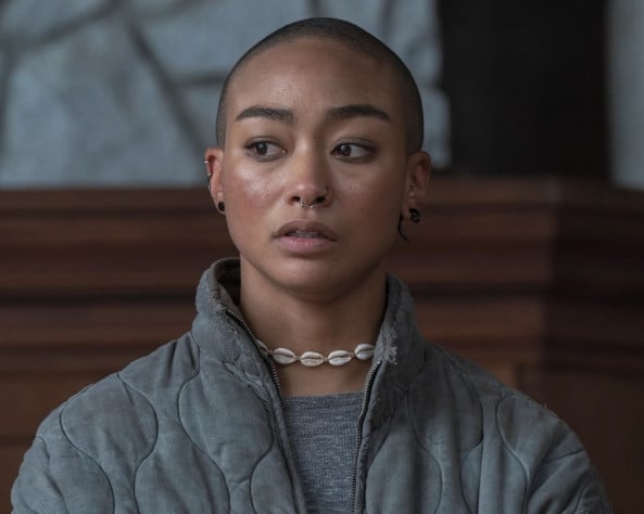 Тати Габриэль в&amp;nbsp;роли Норы в&amp;nbsp;сериале «Одни из&amp;nbsp;нас».