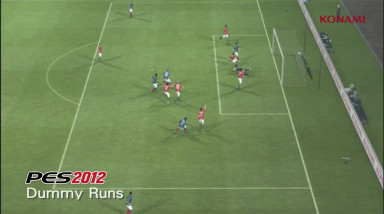 Pro Evolution Soccer 2012: Отвлекающие маневры